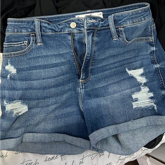 Hollister shorts - Picture 1 of 2